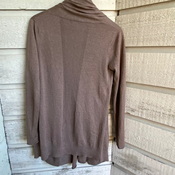 SOLD aritzia | brown drapey cardigan | silk cashmere blend | size small - Picture 8 of 10